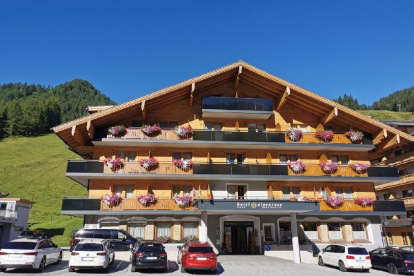 MAGIC MOUNTAINS Hotel Alpenrose incl. MAGIC CARD