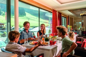 Restaurant ©  Nadia Jabli Photography